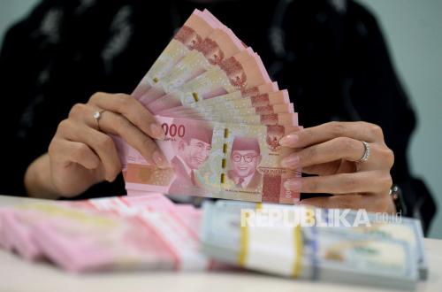 Hajj Pilgrims Carrying Cash of Rp100 Million Must Report to Customs