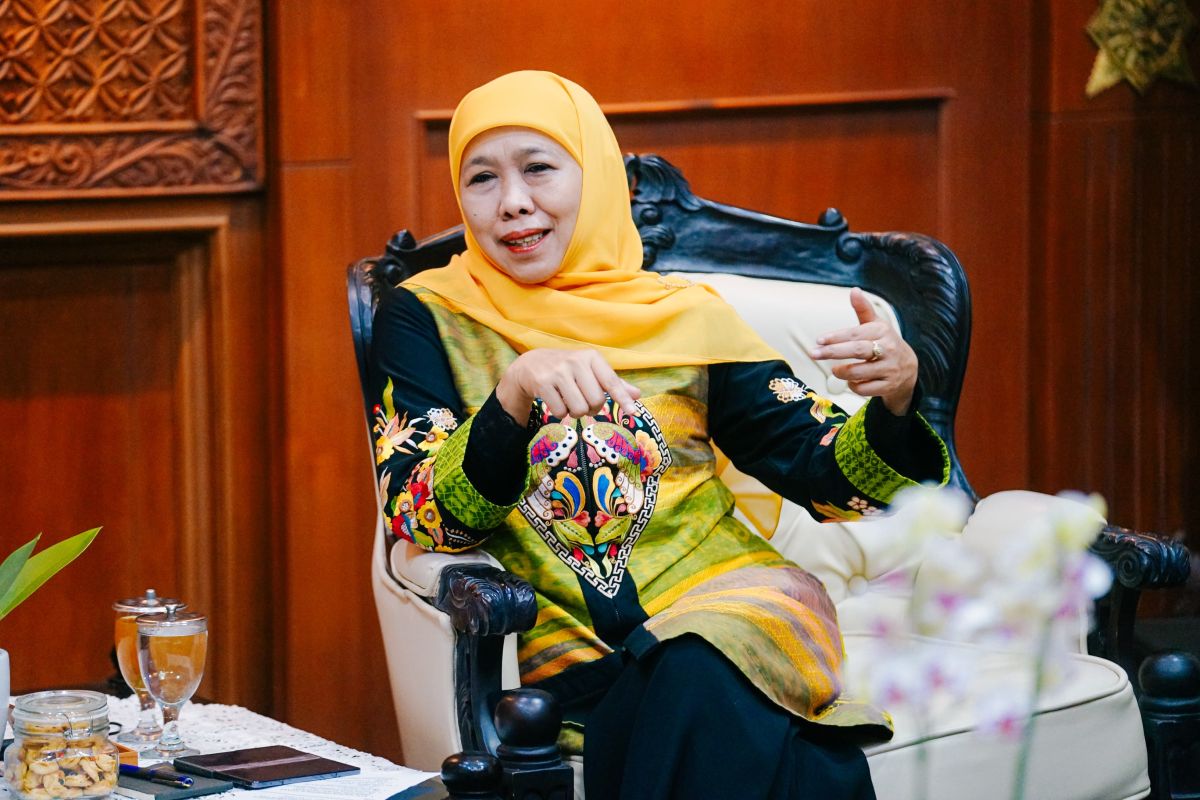 East Java Governor Respects Legal Process in Extortion Case at Energy and Mineral Resources Office