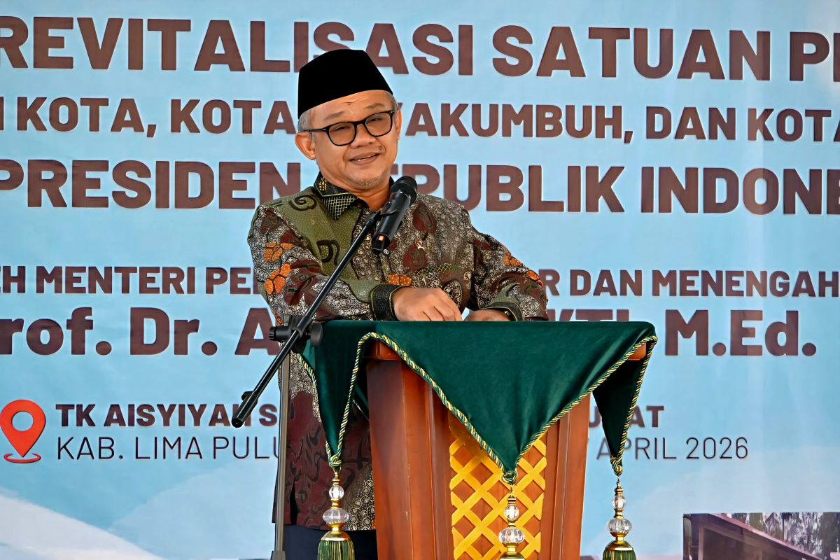 Ministry of Basic and Secondary Education completes revitalisation of 349 schools in West Sumatra