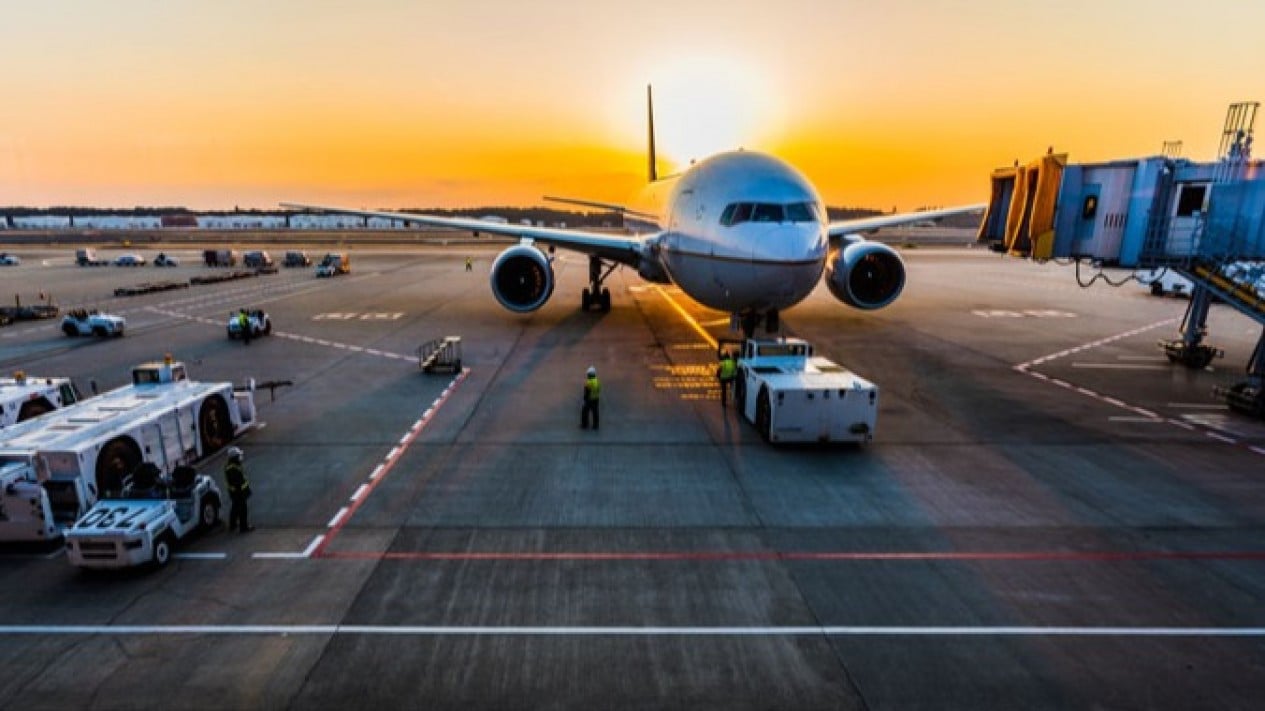 Jet Fuel Crisis Looms, Air Ticket Prices Poised for Sharp Increase