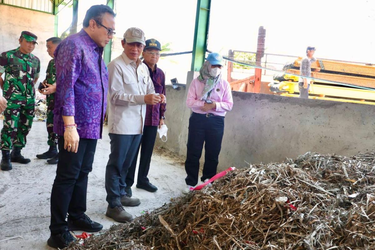 Denpasar Mayor: Enforcement of Minor Offences for Waste Management Violations to be Implemented Gradually
