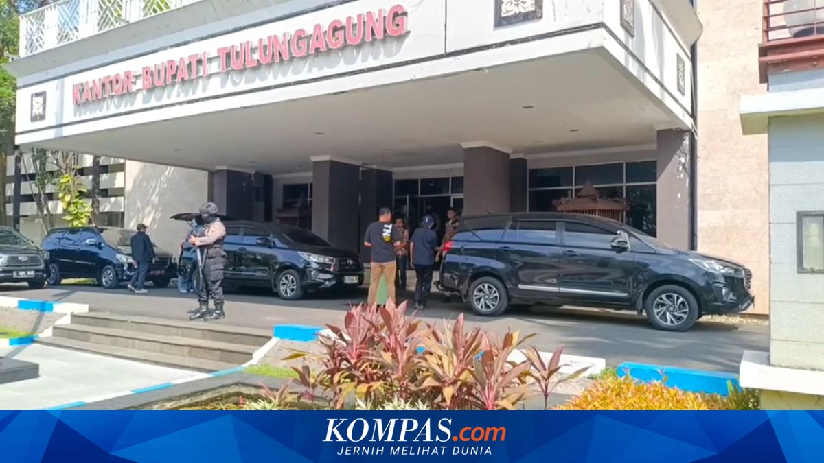 KPK Seizes Documents and Rp 95 Million in Cash Related to Tulungagung Regent Extortion Case