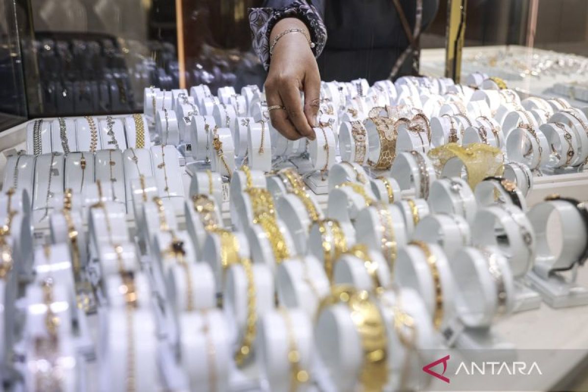 UBS, Antam, and Galeri24 Gold Prices at Pegadaian Drop Simultaneously on Saturday Morning