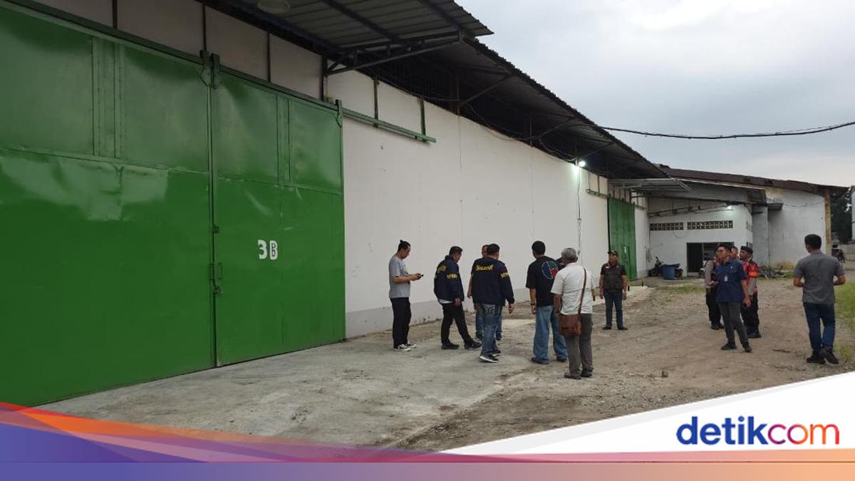 Uncovered: Illegal Importation of Thousands of Mobile Phones in Jakarta
