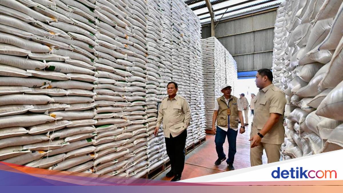 Prabowo Inspects Bulog Warehouse in Magelang, Ensures Rice Stock and Distribution are Secure