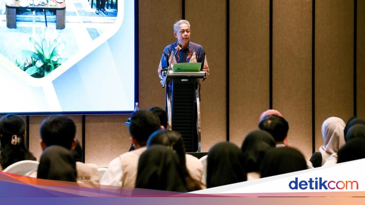 Deputy Social Minister Urges People's School Library Managers to Be More Creative