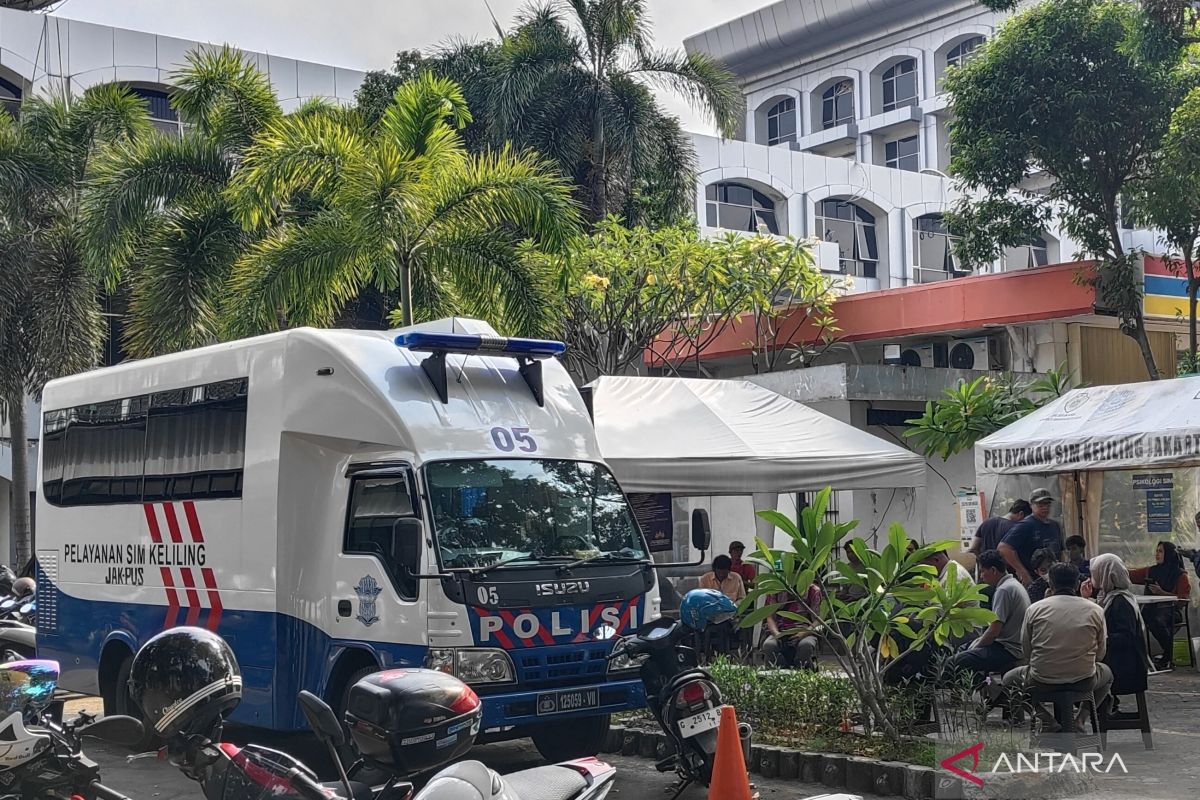 Sunday: Mobile Driving Licence Service Available at Two Locations in Jakarta