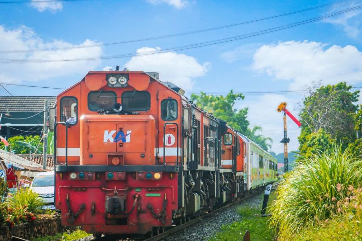 KA Rajabasa, Sumatra's Longest Train That Integrates into the Fabric of People's Lives