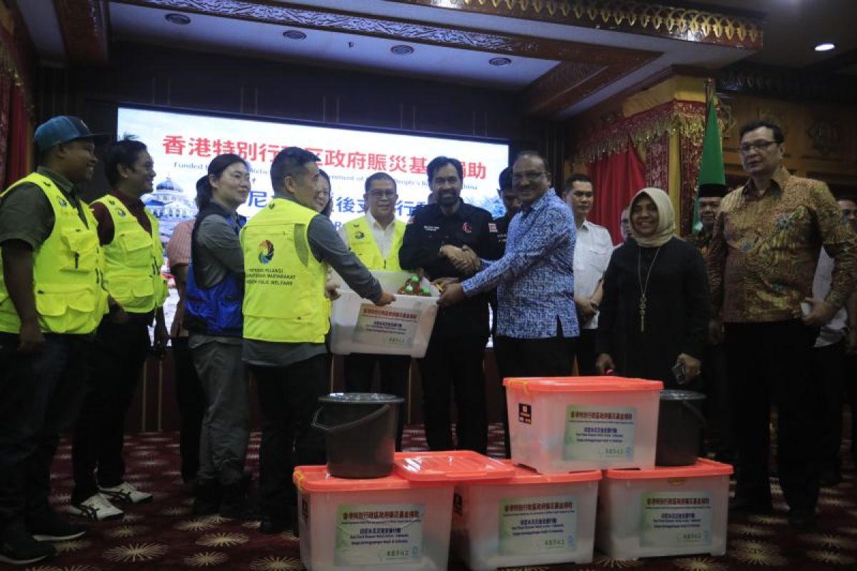 Aceh receives humanitarian aid from Chinese and Malaysian volunteers