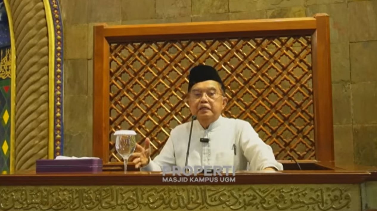 Accused of Blasphemy, JK Insists He Only Spoke of Peace in Lecture at UGM