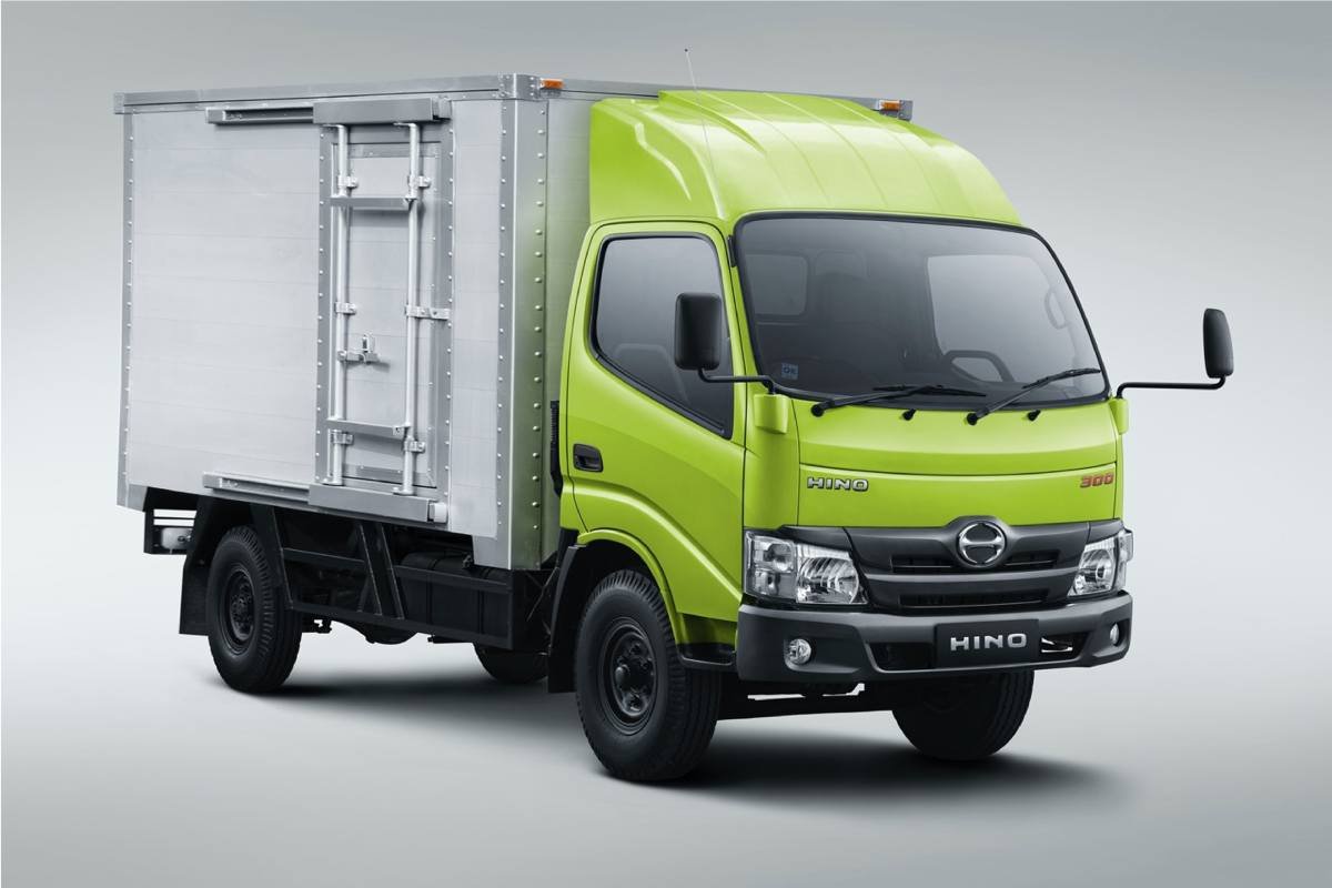 Hino states TKDN for six Hino 300 Series types at around 71% - Otobisnis.id