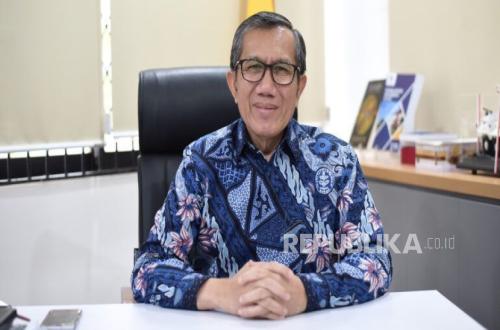 Prabowo's Surprise Visit to Bulog Magelang: IPB Professor: Proof the State Sides with Farmers