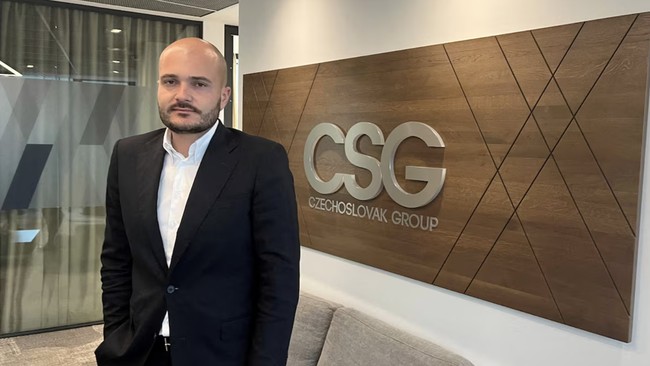 The Young CEO Who Became the Richest Person Thanks to War