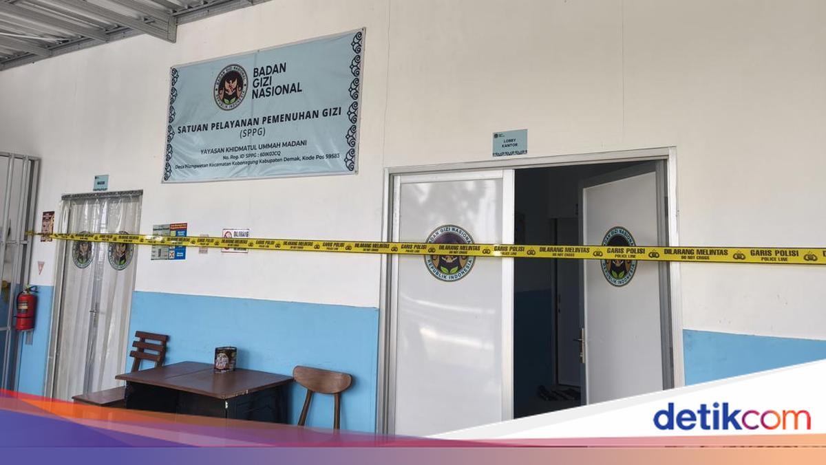 MBG Fried Rice and Pickles Suspected of Poisoning Hundreds of Students in Demak