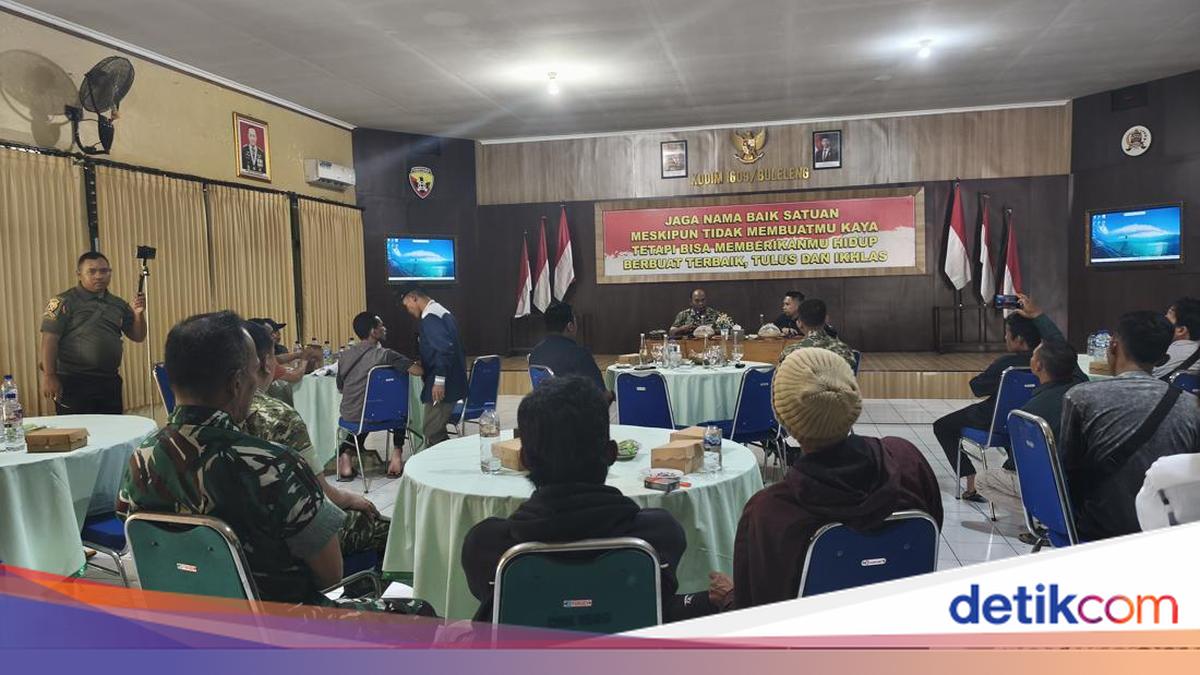 Pegayaman Residents Complain About Shortcut Land Compensation Issues to Buleleng Military Command