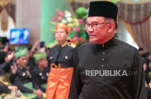 Anwar Ibrahim Speaks Frankly: Many Countries Competing, Negotiating to Buy Russian Oil