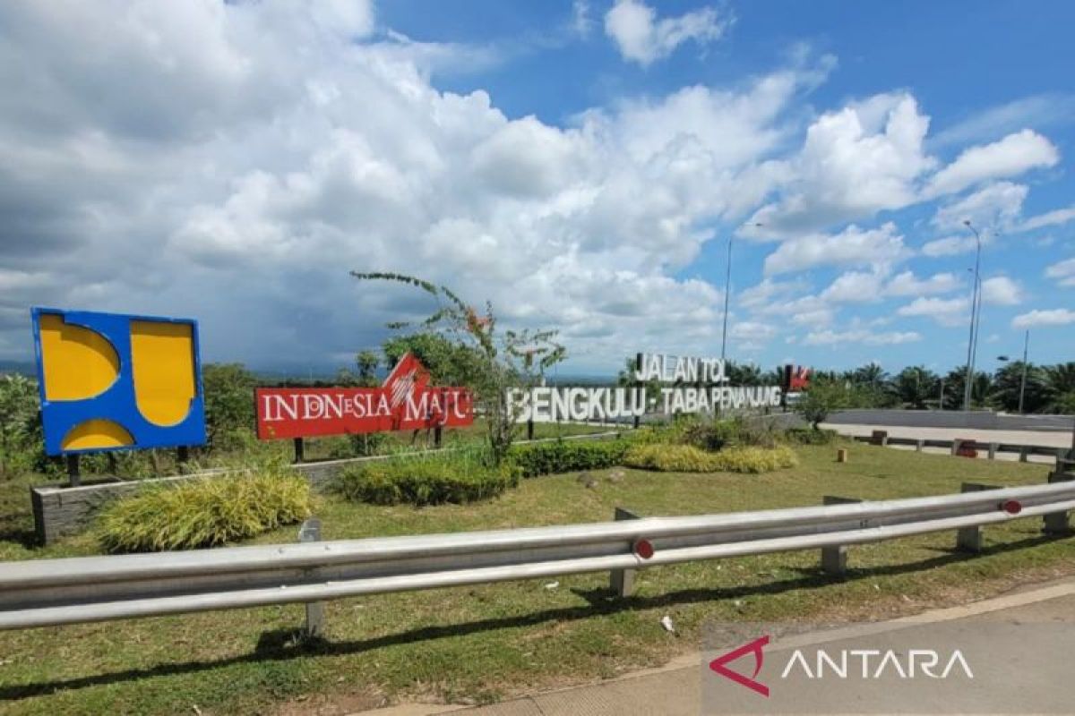 PT HK offers 50% discount for MSMEs selling at Bengkulu Toll Rest Area