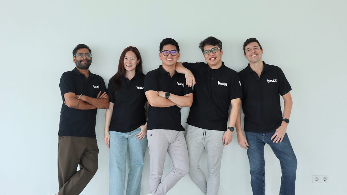 Baskit Goes Regional, Kitar Cleans Up ♻️, CIMB Niaga Taps AI - DailySocial