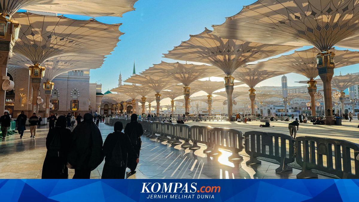 Using "Fast Track" Route, First Hajj Group Arrives in Madinah on 22 April