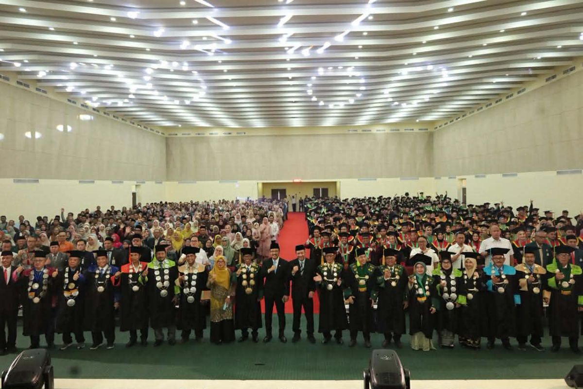 Social Minister urges UIN Datokarama alumni to become creative individuals