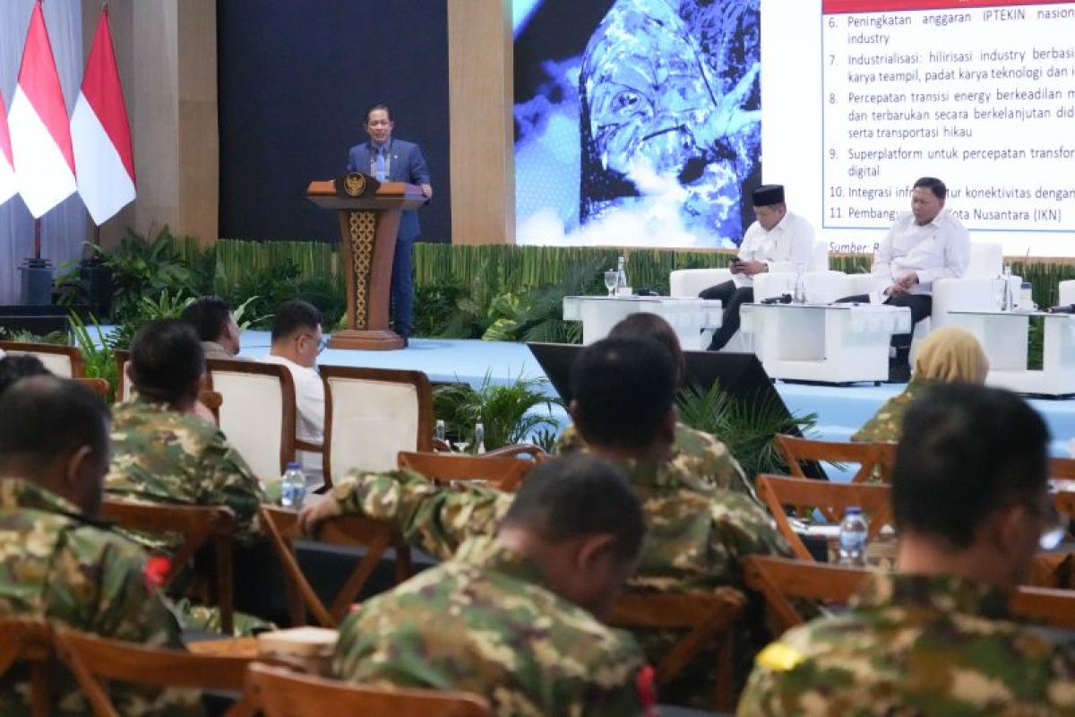 Minister urges DPRD speakers to drive waste management transformation