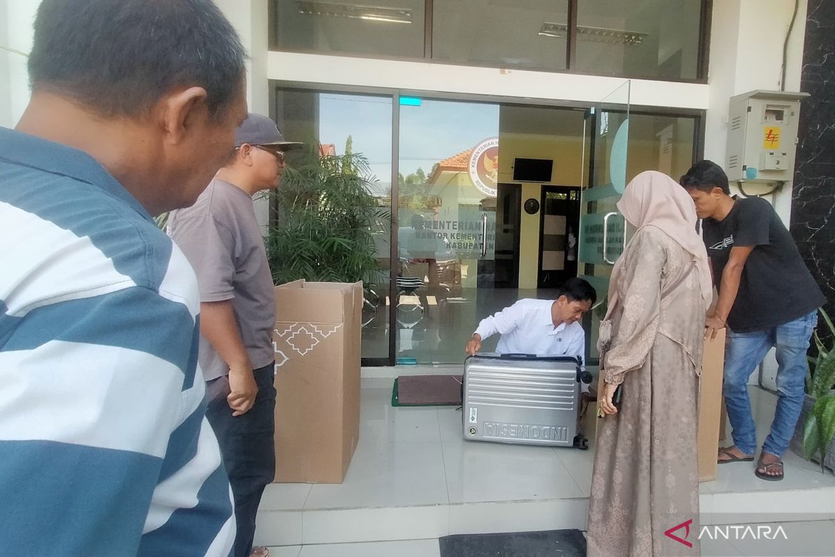 Situbondo Hajj and Umrah Office Reminds Prospective Pilgrims to Comply with Baggage Regulations
