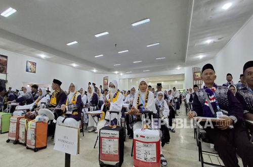 Unable to Pay Hajj Costs, Hundreds of Pilgrims from Tangerang Cancel Trip to Holy Land