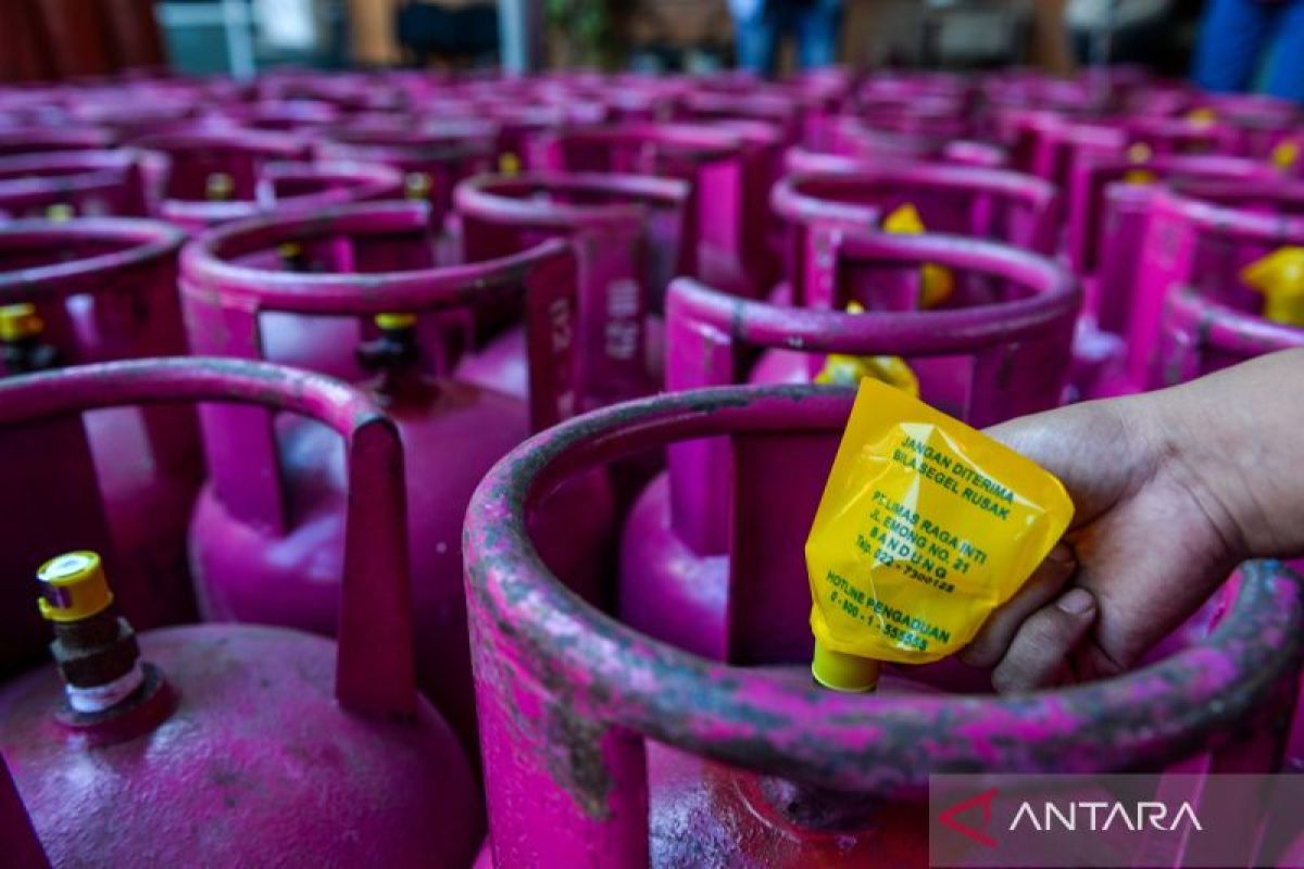 Economist: Impact of LPG Price Hike on Inflation Needs to be Anticipated