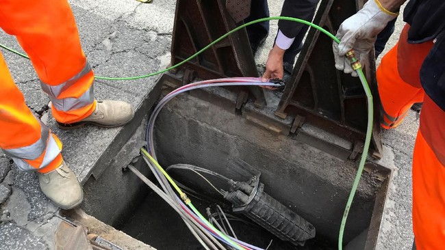 Fibre Optic Prices Surge: How This Impacts Internet Tariffs in Indonesia