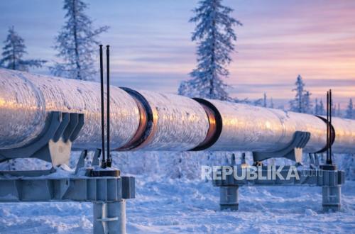Russian Oil Becomes a Bargaining Chip as Hungary Pressures Ukraine and the EU