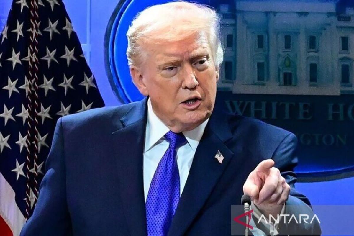 Trump warns Pope Leo about Iran's nuclear weapons threat
