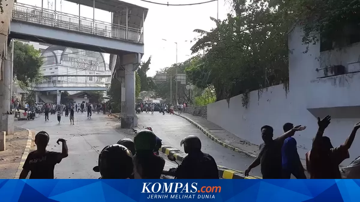 Seeking a Way Out from the Recurring Gang Fights in Jakarta...