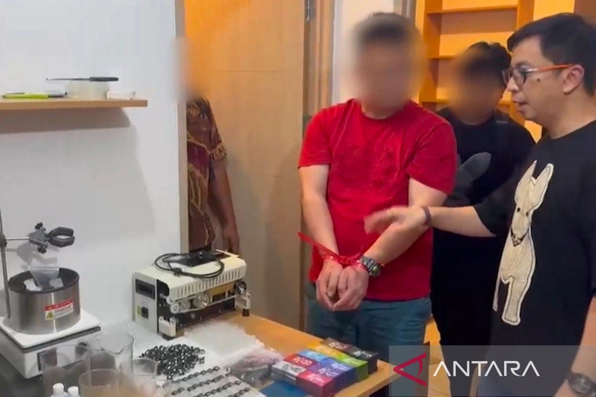 Police Uncover Hidden Laboratory in Tangerang