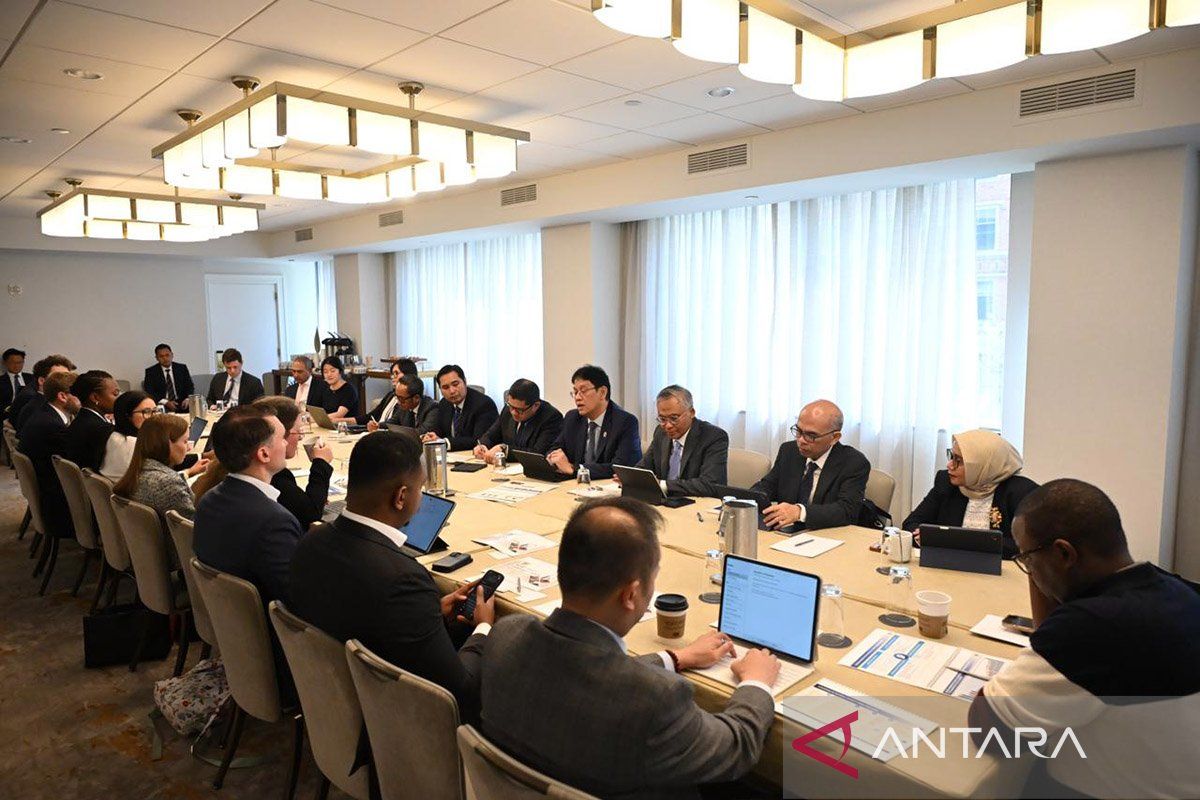 Finance minister opens direct dialogue with US business leaders