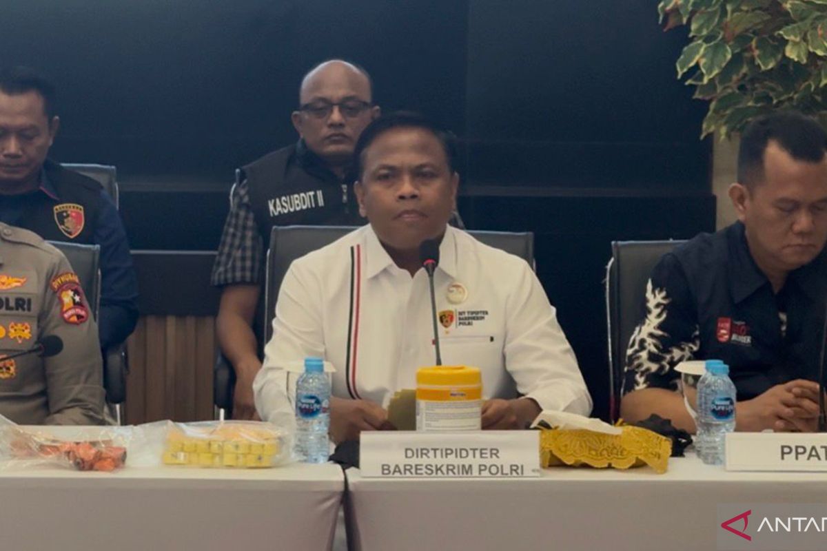 Indonesian National Police Arrest 330 Suspects in Subsidised Fuel and Gas Diversion Case