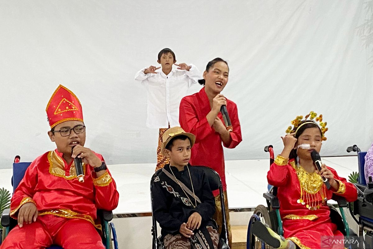 YPAC promotes equal right to education on Kartini Day