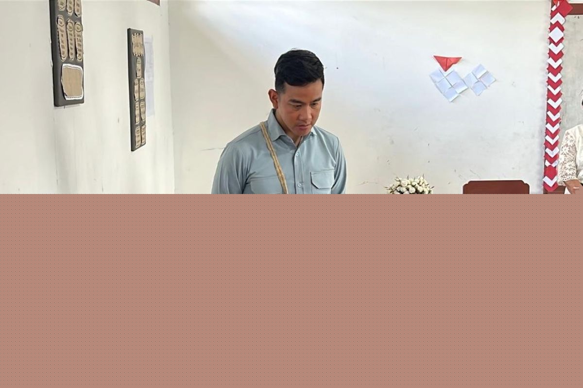 Reviewing MBG in Mimika, Gibran finds students skipping breakfast before school