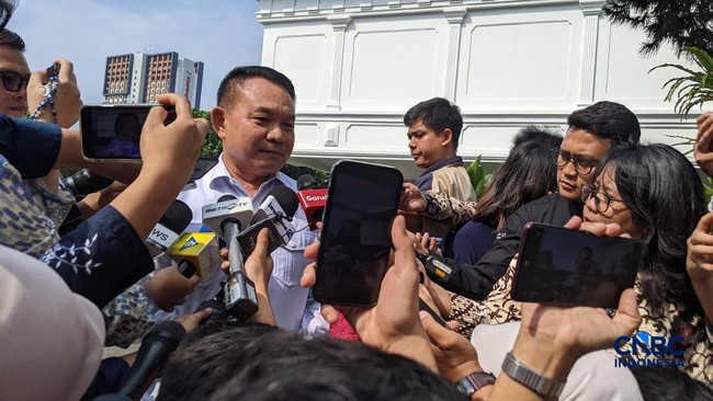 Prabowo Summons Advisor Dudung Abdurachman to the Palace, What's Going On?