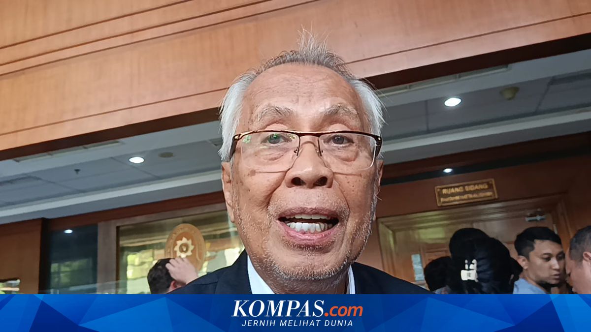 OC Kaligis Baffled as Only His Client Is Jailed After Reporting Former Klaten Regent to KPK