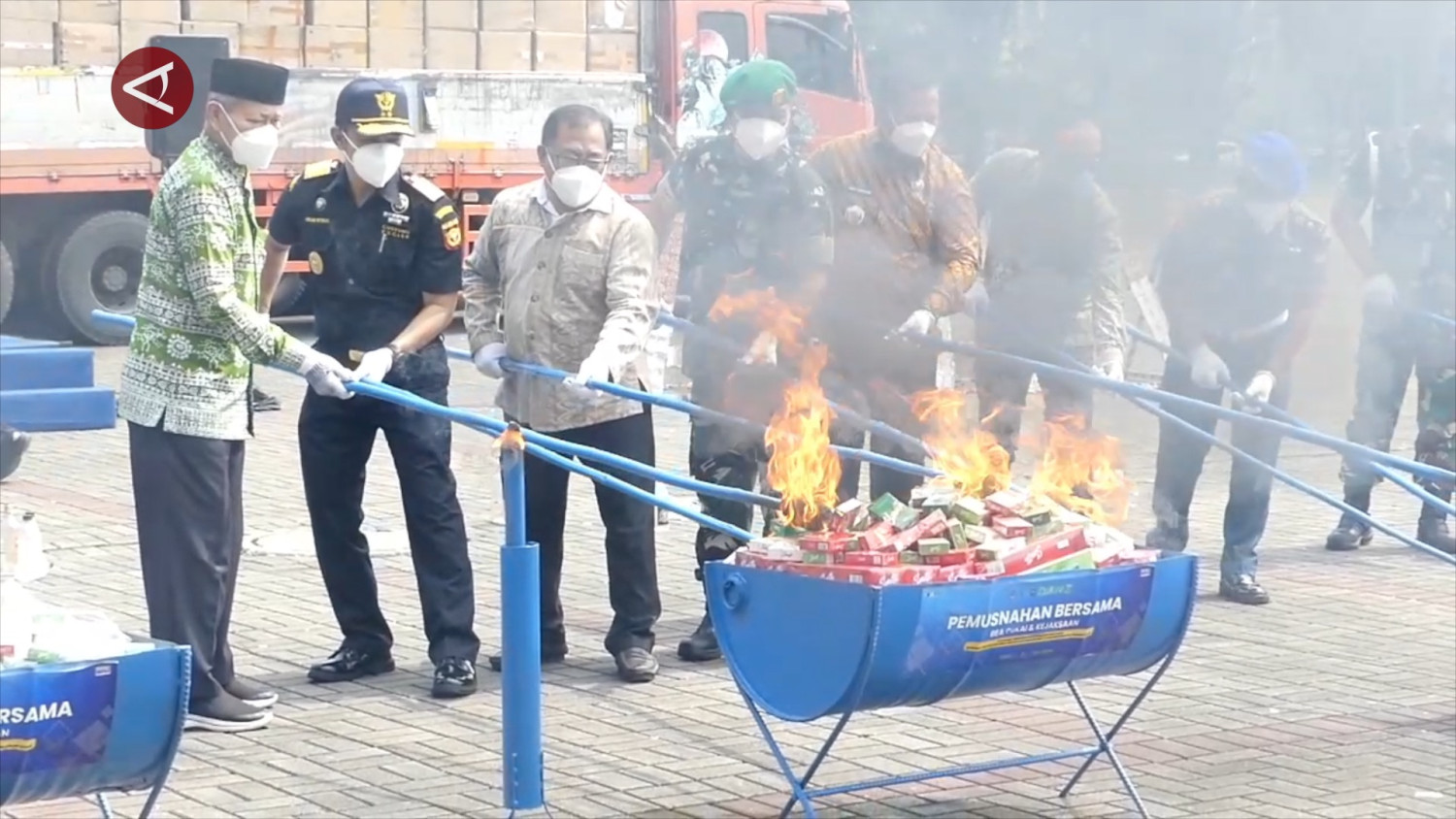 Banten Customs Office Destroys Millions of Illegal Cigarettes Worth Rp34.81 Billion