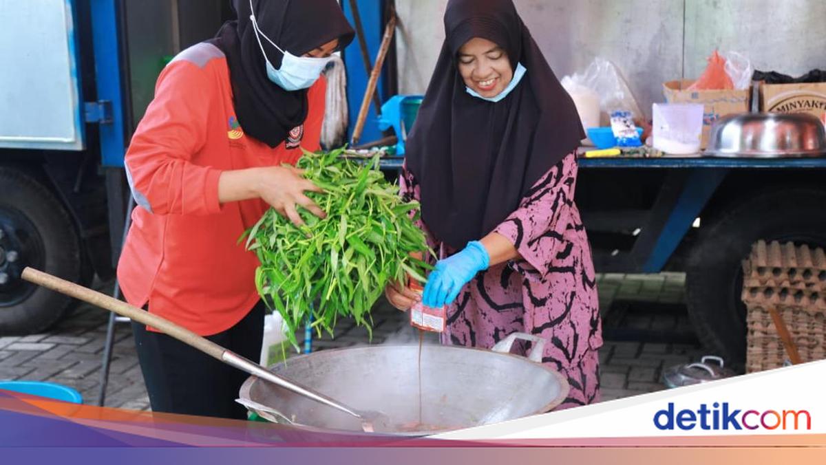 Ministry of Social Affairs Distributes Rp16.7 Billion in Aid to Flood Victims in Langkat