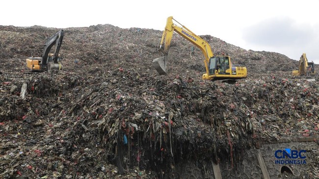 Pyrolysis Solution for Low-Value Plastic Waste in Indonesia