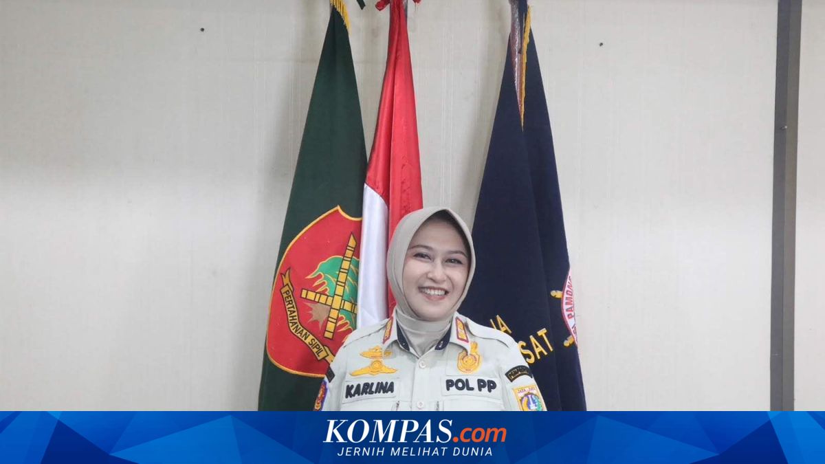 Kartini Behind the Satpol PP DKI Uniform: Karlina's Story of Breaking into the Masculine World