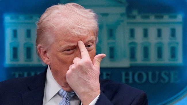 Survey Proves 63% of US Citizens Dissatisfied with Donald Trump's Performance