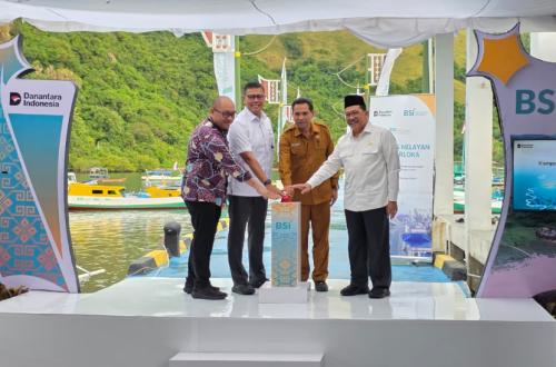 Supporting the Red and White Fishermen's Village, BSI Develops the Warloka Fishermen's Village in NTT