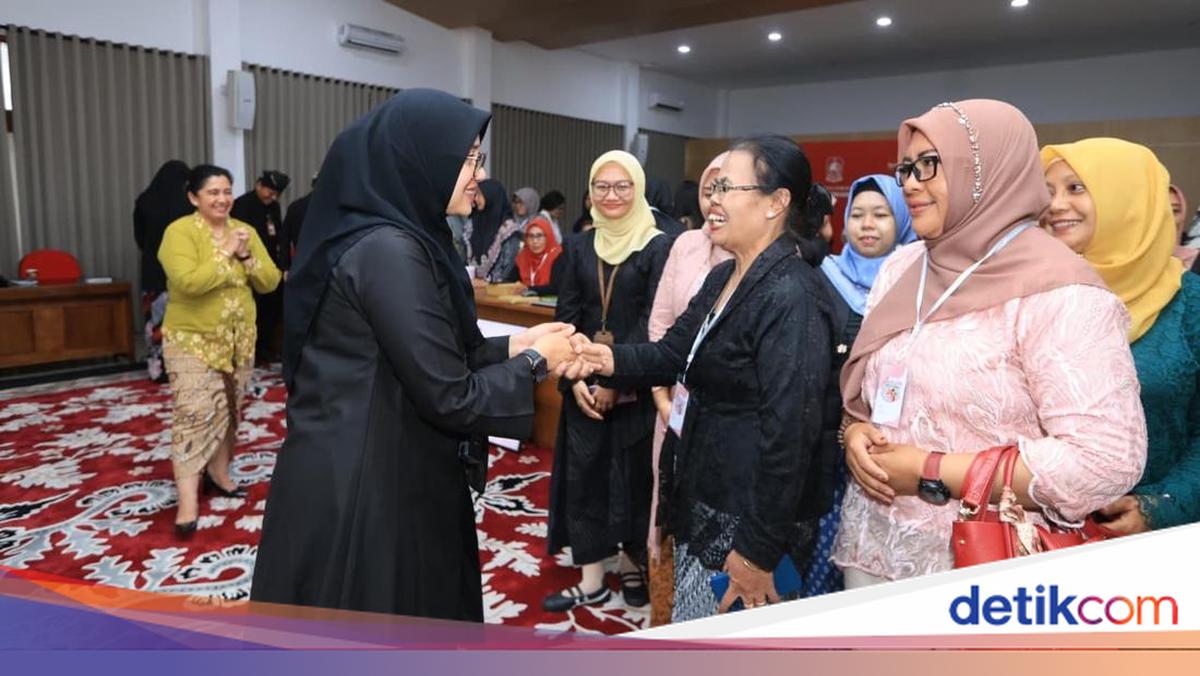 On Kartini Day, Banyuwangi Regent Gathers Women's Aspirations through 'Women's Forum'