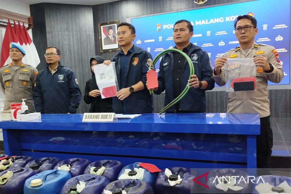 Police arrest three suspects for misuse of subsidised fuel in Malang City