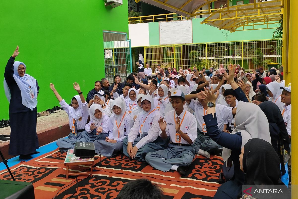 Education Department to Soon Open Registration for 11 Free Private Schools in West Jakarta