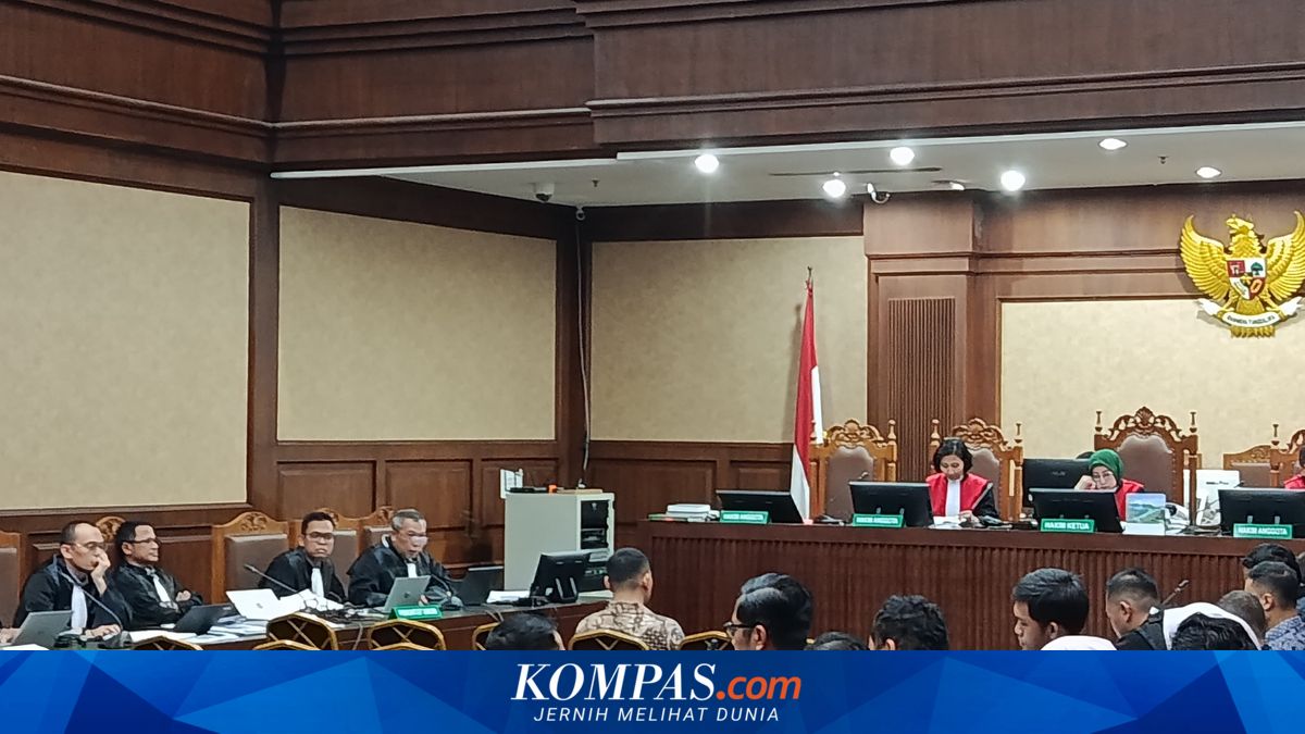 Debate Between Former Deputy Labour Minister Noel and "Sultan of Labour Ministry" on Intimidation and Pressure