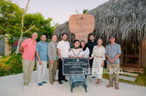 Titiek Soeharto Attends Launch of Rote Hospitality Academy